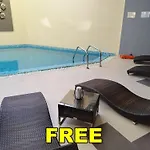 Alpin Art In Iceberg - Free Pool, Sauna And Fitness 아파트